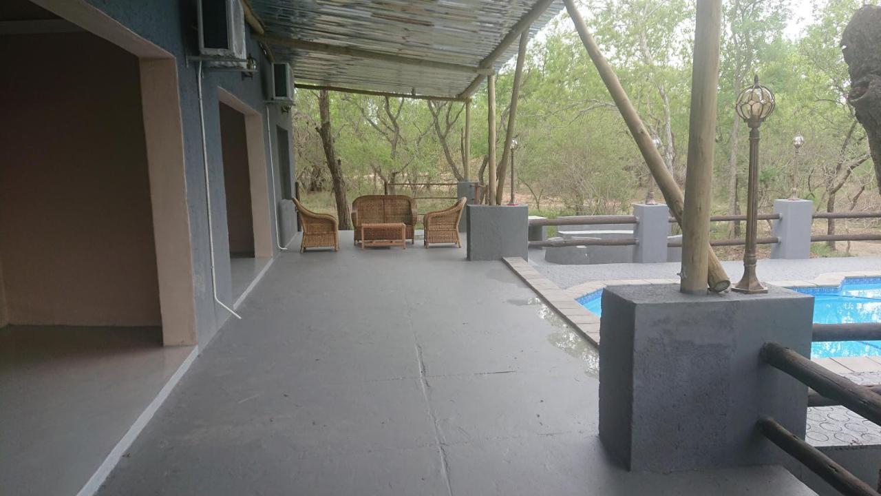 SVH Bush Lodge Marloth Park Exterior foto
